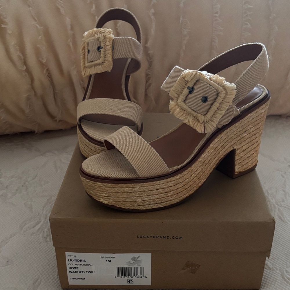 Lucky Brand Women's Tan Platform Heels